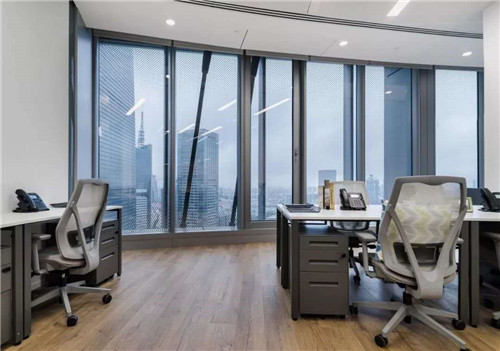 Shanghai Tower Shared office 4 people in one room